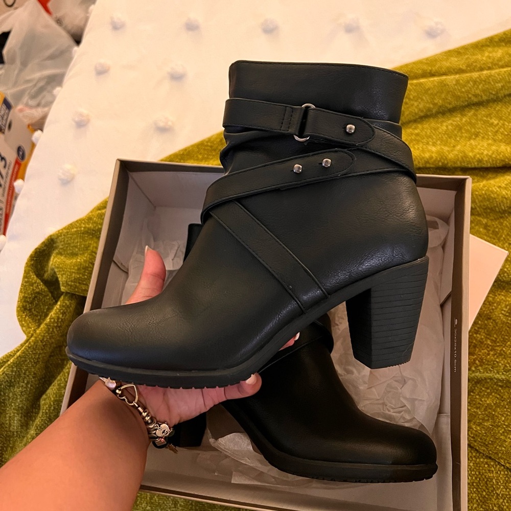 Levity Black Ankle Boots